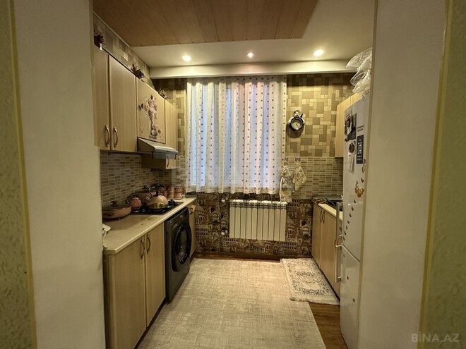 Продается 2-комн. вторичка 40 м², м. Гянджлик, photo 12 from 18