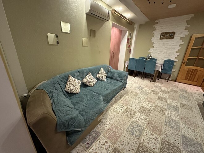 Продается 2-комн. вторичка 40 м², м. Гянджлик, photo 3 from 18