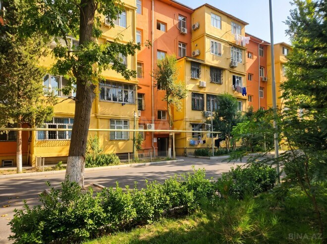 Продаётся 1-комн. вторичка 29 м², м. Нефтчиляр, photo 1 from 11