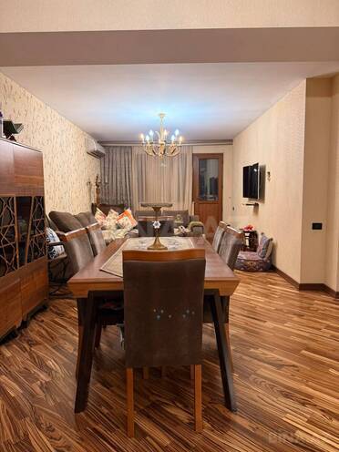 Satılır 2 otaqlı köhnə tikili 70 m², Gənclik m., photo 12 from 19