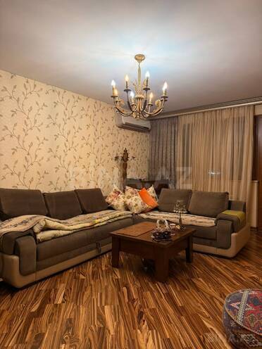 Satılır 2 otaqlı köhnə tikili 70 m², Gənclik m., photo 18 from 19