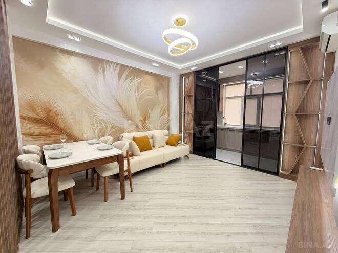 Продается 2-комн. новостройка 62 м², м. Ази Асланов, photo 1 from 11