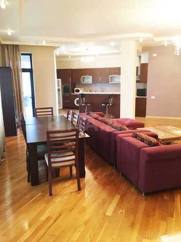Satılır 4 otaqlı yeni tikili 222 m², İnşaatçılar m., photo 3 from 30