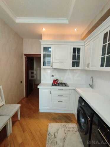 Продается 3-комн. новостройка 126 м², м. Кара Караев, photo 5 from 16