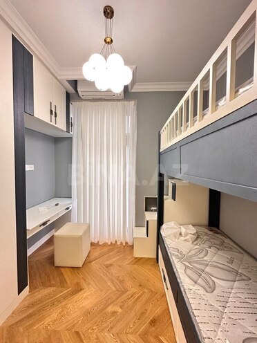 Продаётся 5-комн. вторичка 130 м², м. Ичеришехер, photo 9 from 16
