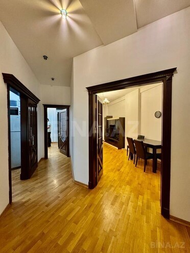 Продаётся 2-комн. новостройка 90 м², м. Элмляр Академиясы, photo 4 from 22