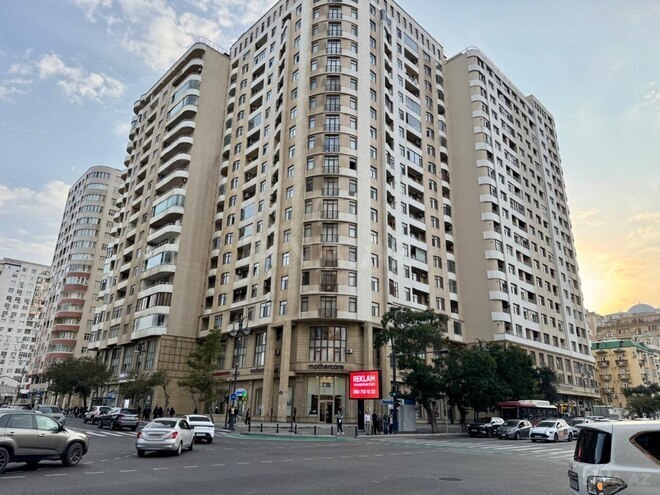 Продаётся 2-комн. новостройка 90 м², м. Элмляр Академиясы, photo 3 from 22