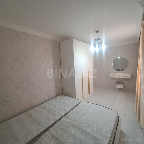 Продаётся 2-комн. вторичка 65 м², м. Нефтчиляр, photo 8 from 16