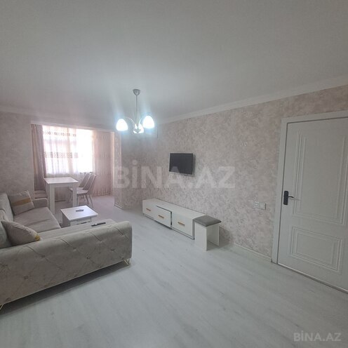 Продаётся 2-комн. вторичка 65 м², м. Нефтчиляр, photo 4 from 16
