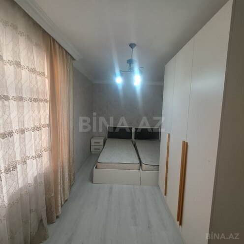 Продаётся 2-комн. вторичка 65 м², м. Нефтчиляр, photo 7 from 16