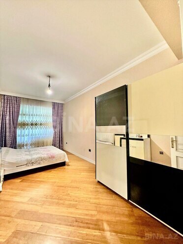 Satılır 4 otaqlı köhnə tikili 235 m², Nərimanov r., photo 8 from 20