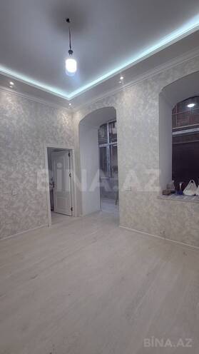 Satılır 2 otaqlı köhnə tikili 55 m², 28 May m., photo 1 from 9
