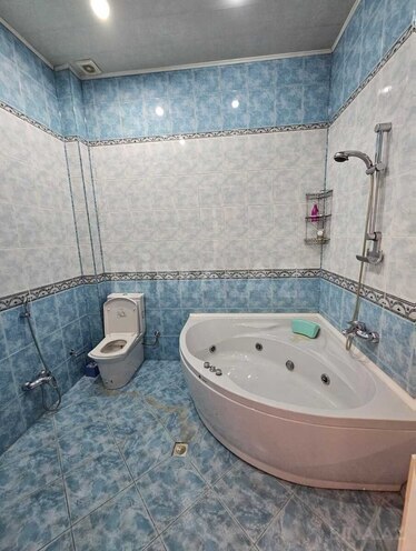 Satılır 8 otaqlı həyət evi/bağ evi 400 m², Biləcəri q., photo 20 from 23