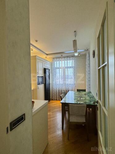 Продается 6-комн. новостройка 270 м², м. Кара Караев, photo 25 from 32