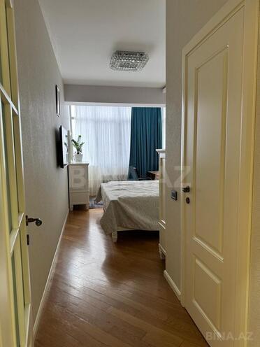 Продается 6-комн. новостройка 270 м², м. Кара Караев, photo 21 from 32