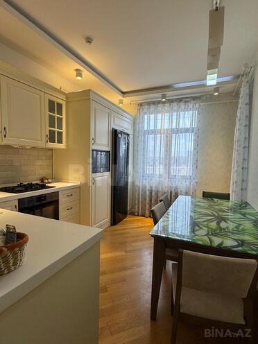 Продается 6-комн. новостройка 270 м², м. Кара Караев, photo 31 from 32
