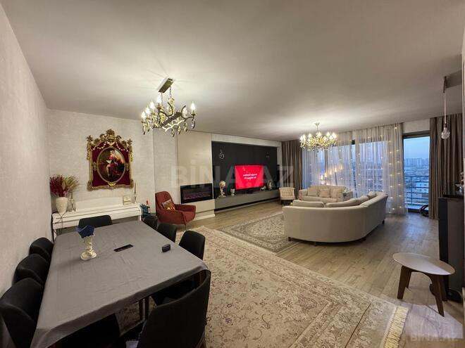 Продаётся 4-комн. новостройка 220 м², м. Бакмил, photo 1 from 11