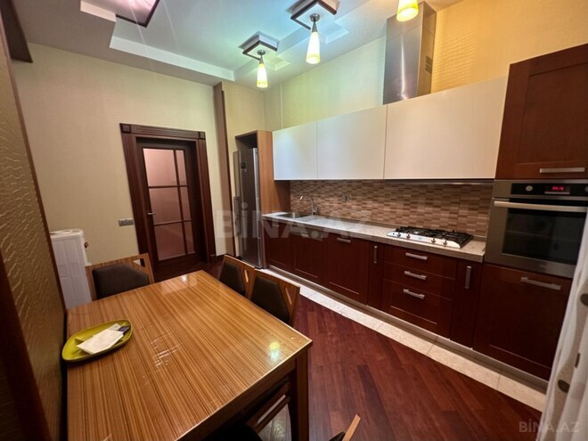 İcarəyə verilir 3 otaqlı yeni tikili 135 m², Nizami m., photo 4 from 17