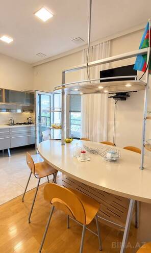 Сдается 5-комн. новостройка 320 м², Насиминский  р., photo 4 from 18