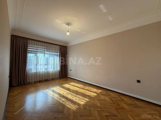 Satılır 4 otaqlı köhnə tikili 90 m², Bakıxanov q., photo 12 from 19