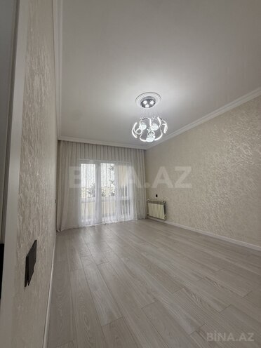 Продается 2-комн. вторичка 65 м², м. Ази Асланов, photo 4 from 16