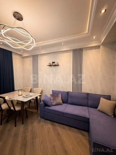 Продаётся 2-комн. новостройка 70 м², м. Ази Асланов, photo 1 from 10