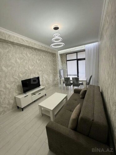 Сдаётся 2-комн. новостройка 70 м², м. Нариман Нариманов, photo 1 from 9