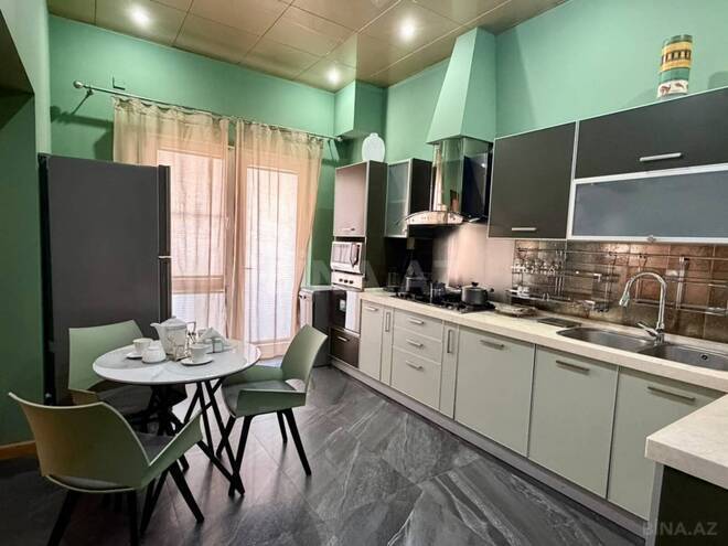 Сдается 3-комн. новостройка 125 м², м. 28 мая, photo 11 from 19
