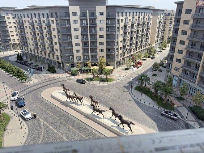 Satılır 5 otaqlı yeni tikili 245 m², Ağ şəhər q., photo 1 from 30
