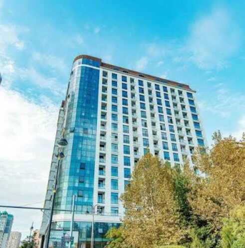 Satılır 4 otaqlı yeni tikili 211 m², Nəsimi r., photo 1 from 10