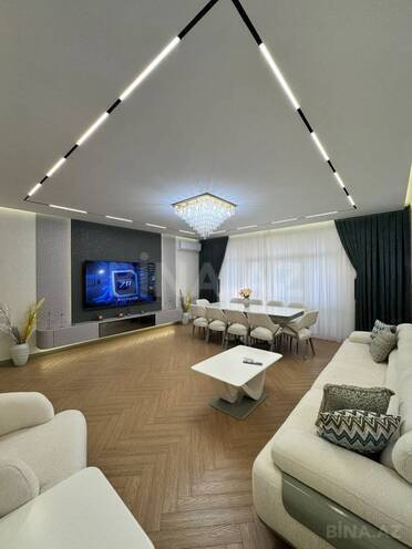 Satılır 4 otaqlı yeni tikili 186 m², 28 May m., photo 1 from 23