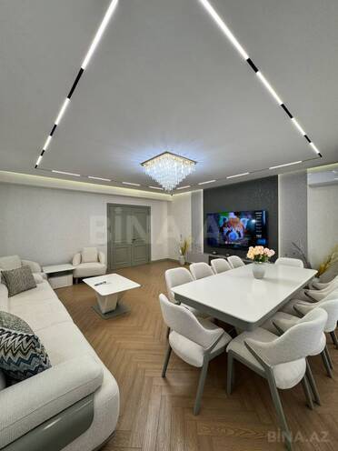 Satılır 4 otaqlı yeni tikili 186 m², 28 May m., photo 3 from 23