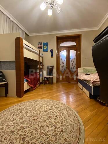Продается 3-комн. вторичка 65 м², м. Шах Исмаил Хатаи, photo 8 from 13