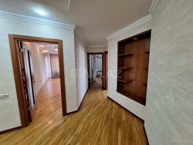 Сдаётся 4-комн. новостройка 180 м², м. Низами, photo 13 from 28