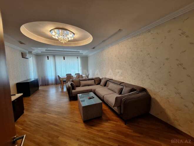 Сдаётся 4-комн. новостройка 180 м², м. Низами, photo 11 from 28