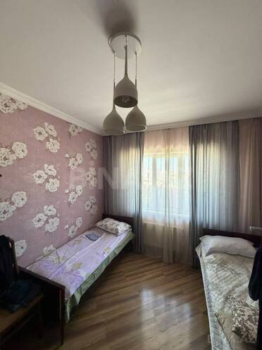 Satılır 2 otaqlı köhnə tikili 60 m², Xalqlar Dostluğu m., photo 9 from 12