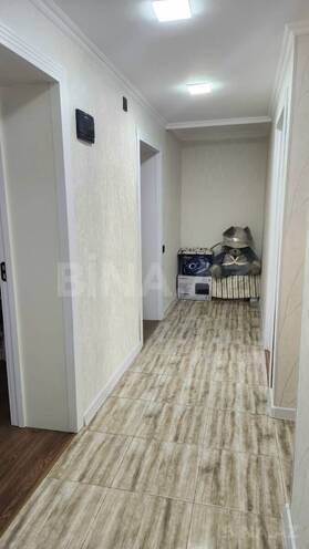 Продаётся 3-комн. вторичка 70 м², м. Низами, photo 7 from 18