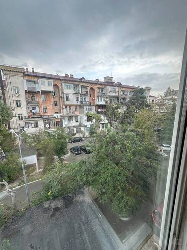 Сдаётся 2-комн. вторичка 40 м², м. Элмляр Академиясы, photo 8 from 10