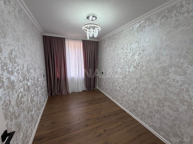 Продается 3-комн. вторичка 65 м², м. Кара Караев, photo 6 from 13