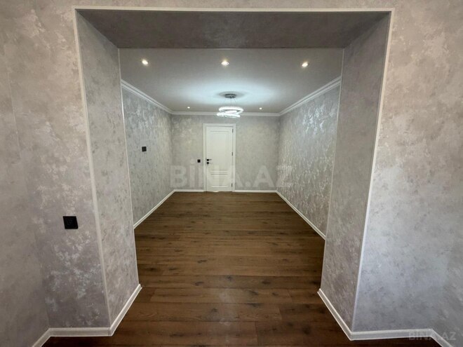 Продается 3-комн. вторичка 65 м², м. Кара Караев, photo 5 from 13