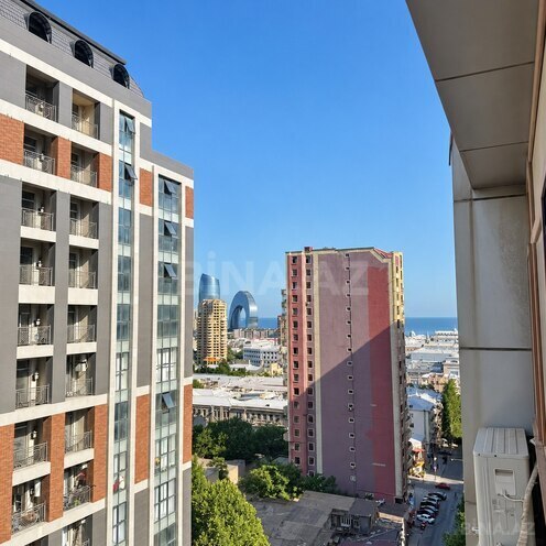 Satılır 4 otaqlı yeni tikili 160 m², 28 May m., photo 19 from 21