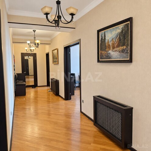 Satılır 4 otaqlı yeni tikili 160 m², 28 May m., photo 13 from 21