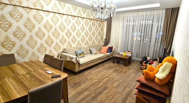 Продаётся 3-комн. вторичка 95 м², м. Кара Караев, photo 4 from 9