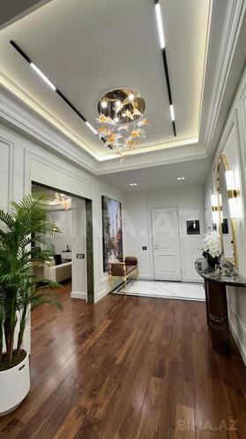 Satılır 5 otaqlı yeni tikili 200 m², Ağ şəhər q., photo 1 from 30