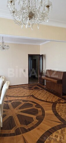 İcarəyə verilir 4 otaqlı köhnə tikili 125 m², Azadlıq Prospekti m., photo 10 from 32