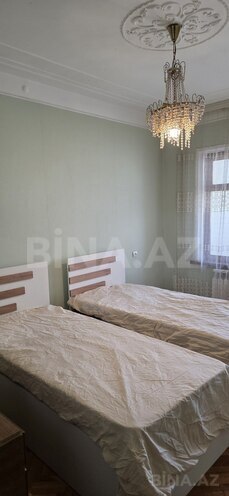 İcarəyə verilir 4 otaqlı köhnə tikili 125 m², Azadlıq Prospekti m., photo 18 from 32
