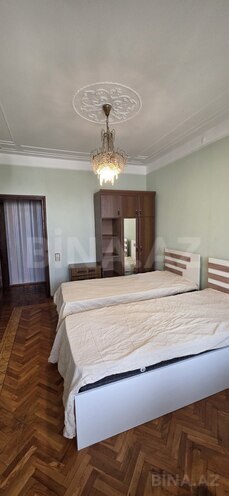 İcarəyə verilir 4 otaqlı köhnə tikili 125 m², Azadlıq Prospekti m., photo 20 from 32