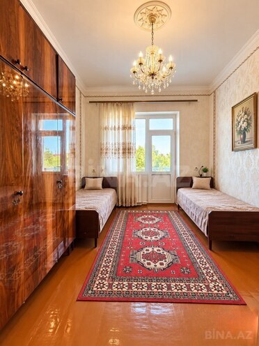 Продаётся 2-комн. вторичка 58 м², photo 1 from 9