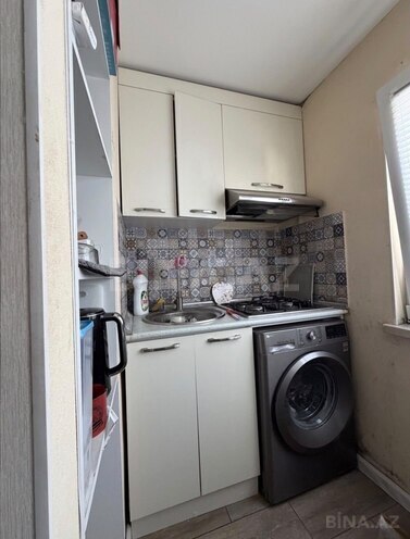 Продаётся 2-комн. вторичка 33 м², м. Низами, photo 5 from 9