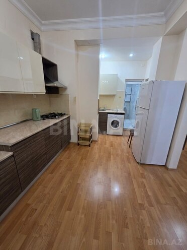 Сдается 2-комн. новостройка 57 м², м. Элмляр Академиясы, photo 5 from 6